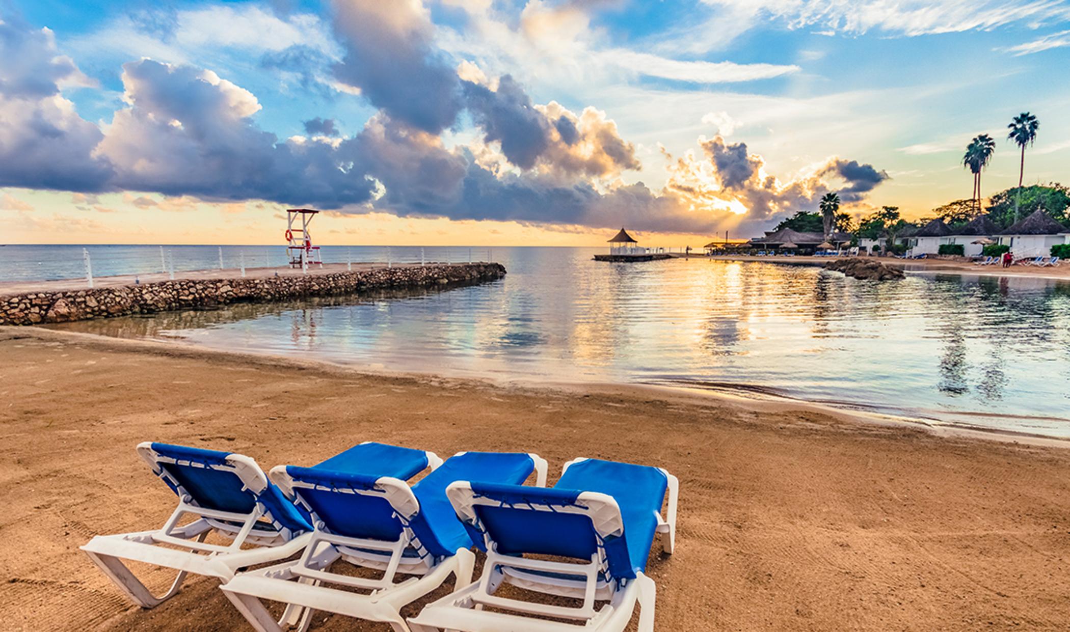 Decameron Club Caribbean Runaway Bay, Ramada All-Inclusive Resort Exterior photo