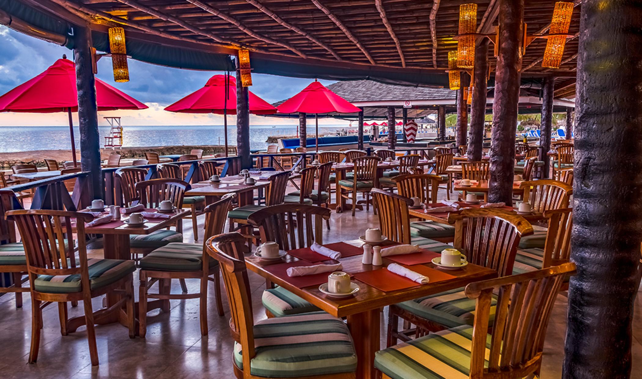 Decameron Club Caribbean Runaway Bay, Ramada All-Inclusive Resort Exterior photo