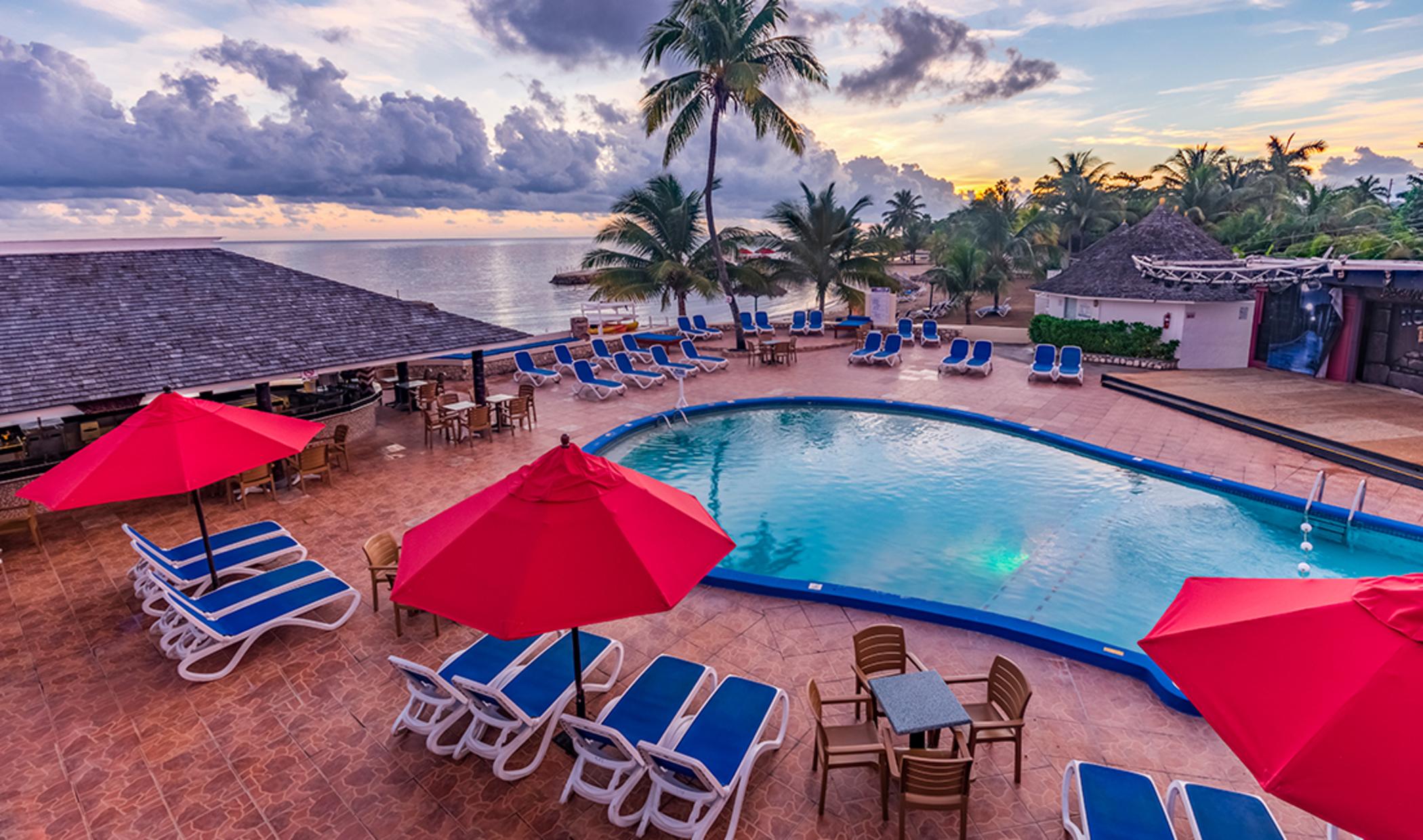 Decameron Club Caribbean Runaway Bay, Ramada All-Inclusive Resort Exterior photo