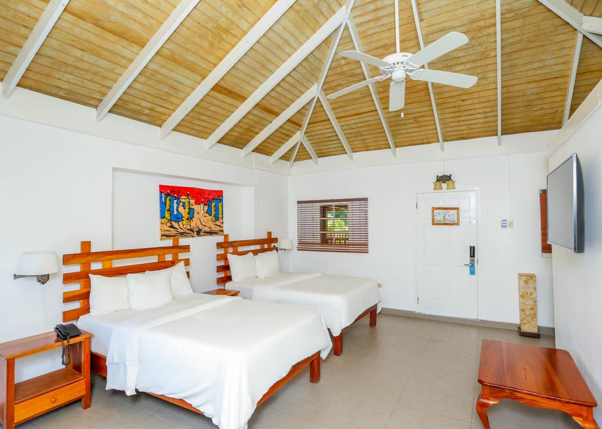 Decameron Club Caribbean Runaway Bay, Ramada All-Inclusive Resort Exterior photo
