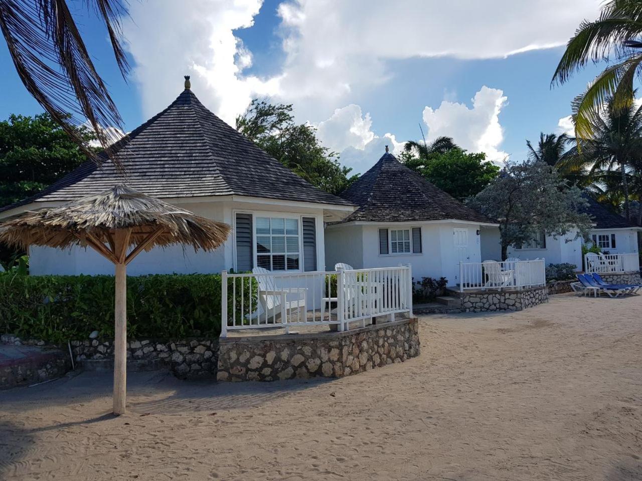 Decameron Club Caribbean Runaway Bay, Ramada All-Inclusive Resort Exterior photo